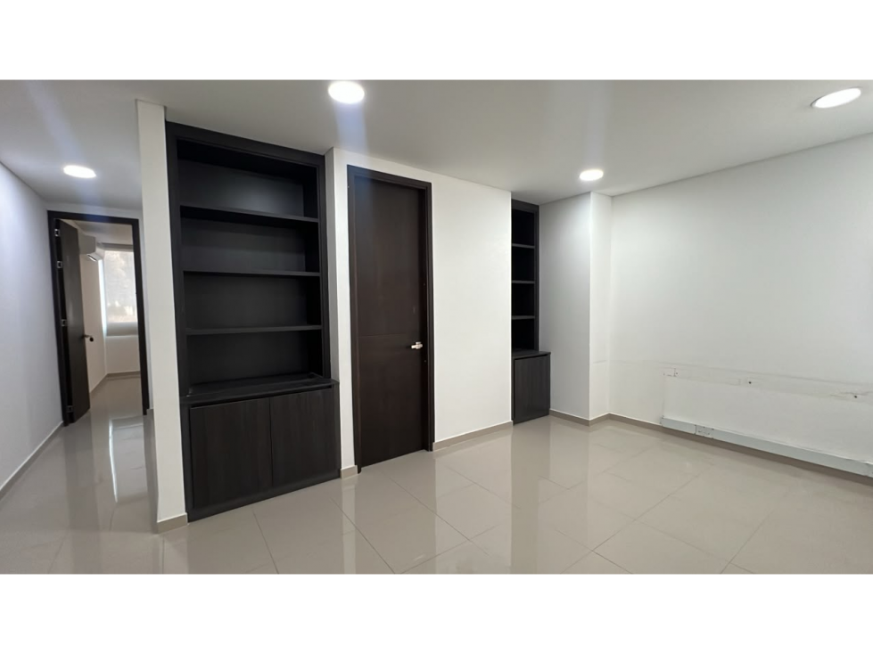 OFICINA CENTRO DE NEGOCIOS CASTELLANA - MONTERIA - 1