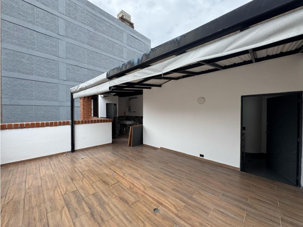 PENTHOUSE DUPLEX EN VENTA EN LAURELES — foto 2
