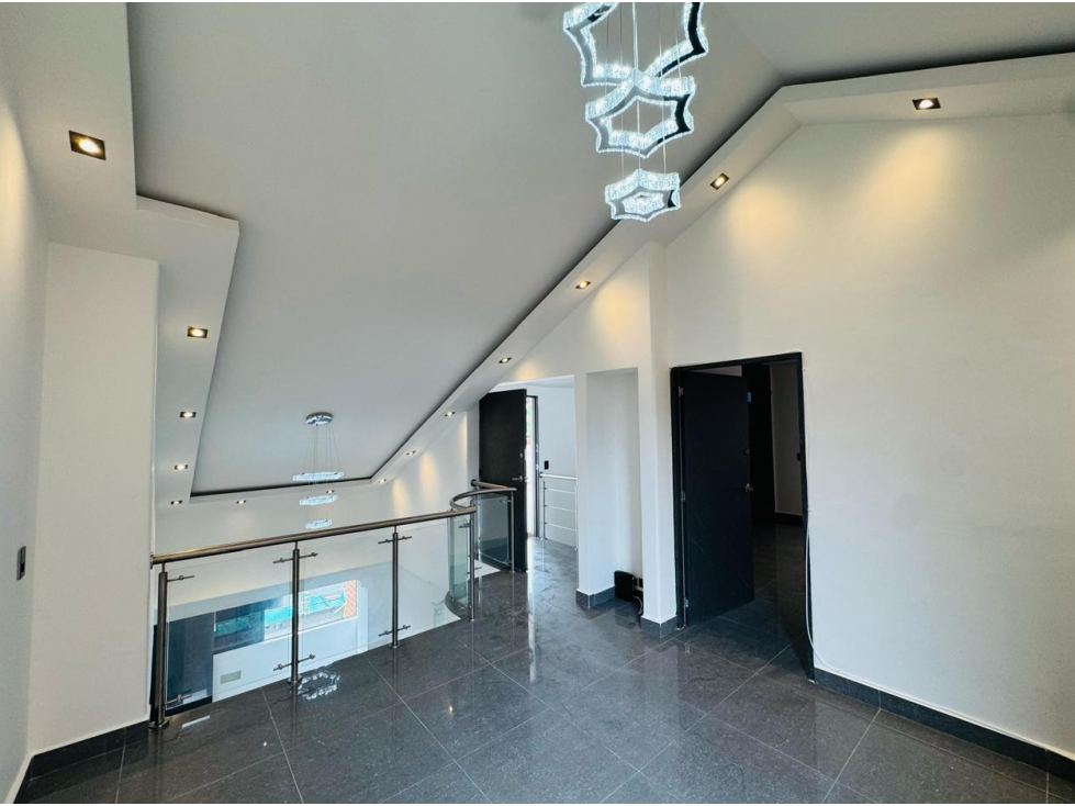 PENTHOUSE DUPLEX EN VENTA EN LAURELES — foto 4