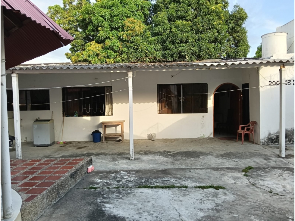 CASA -LOCAL- BODEGA EN ARRIENDO LAURELES — foto 3