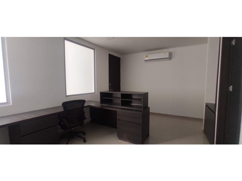 OFICINA CENTRO DE NEGOCIOS CASTELLANA - MONTERIA - 2