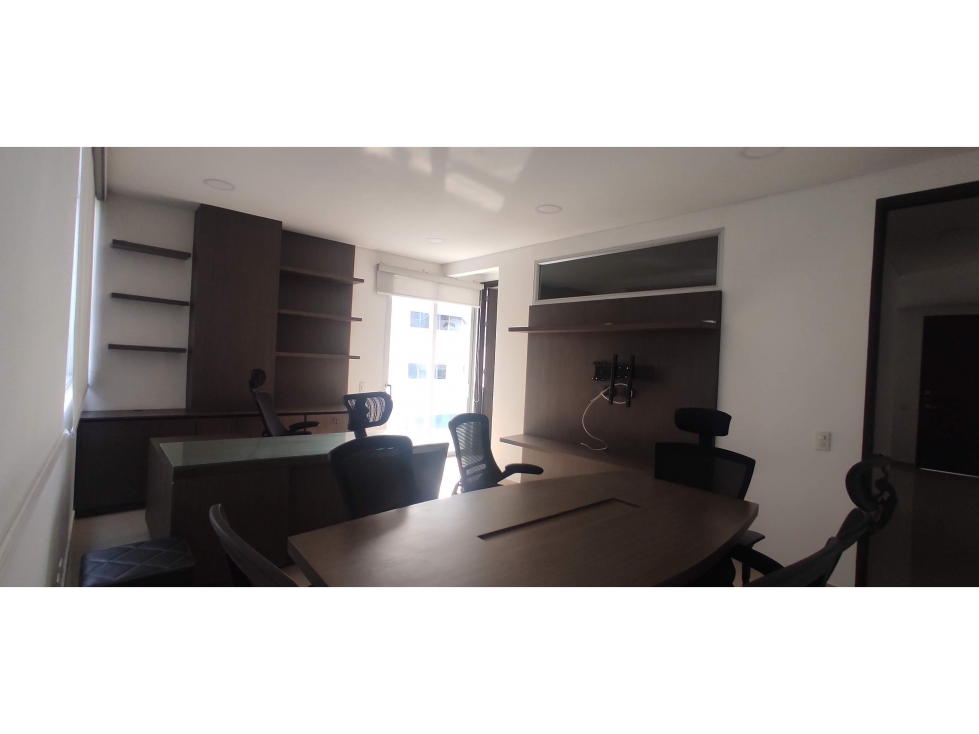 OFICINA CENTRO DE NEGOCIOS CASTELLANA - MONTERIA - 4