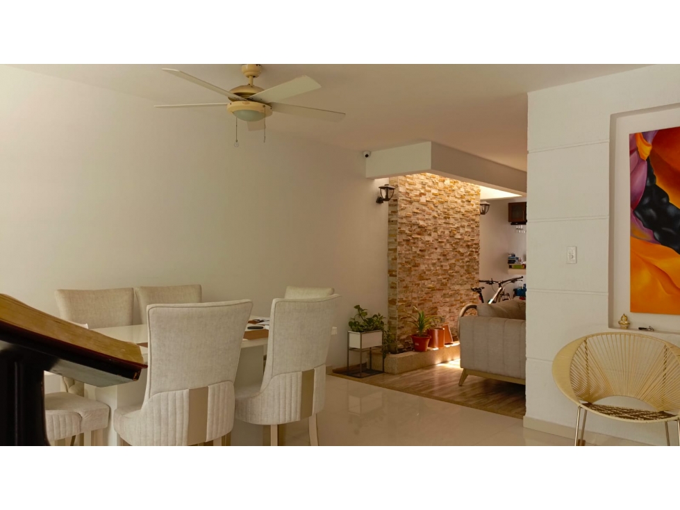 CASA DE UNA PLANTA EN VENTA CALIFORNIA — foto 2