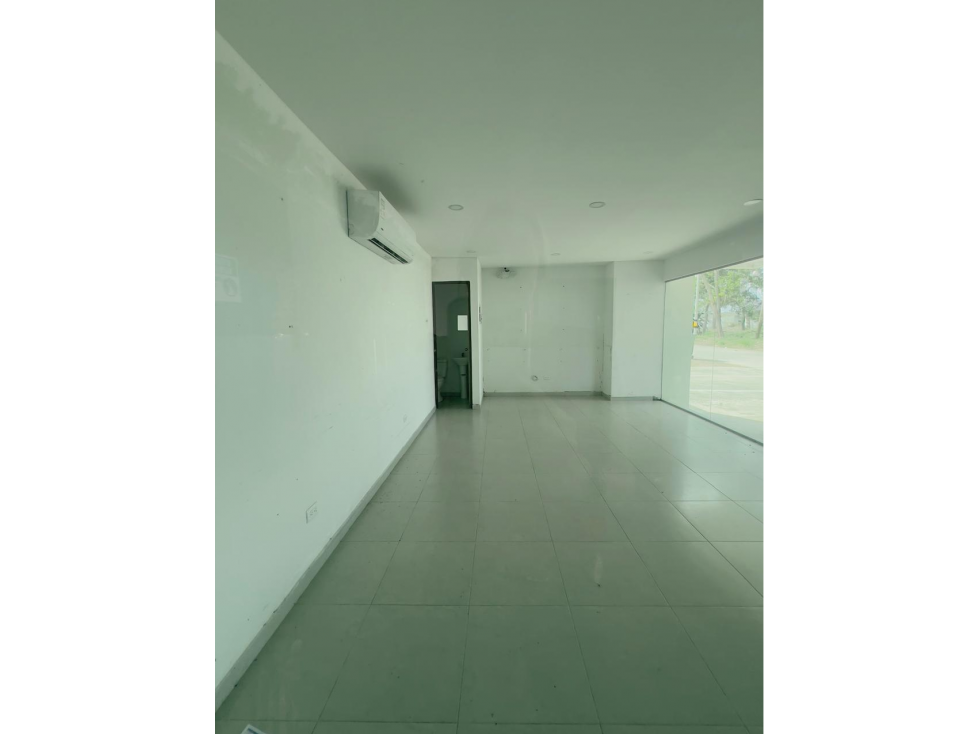 LOCAL COMERCIAL EN VENTA - 3