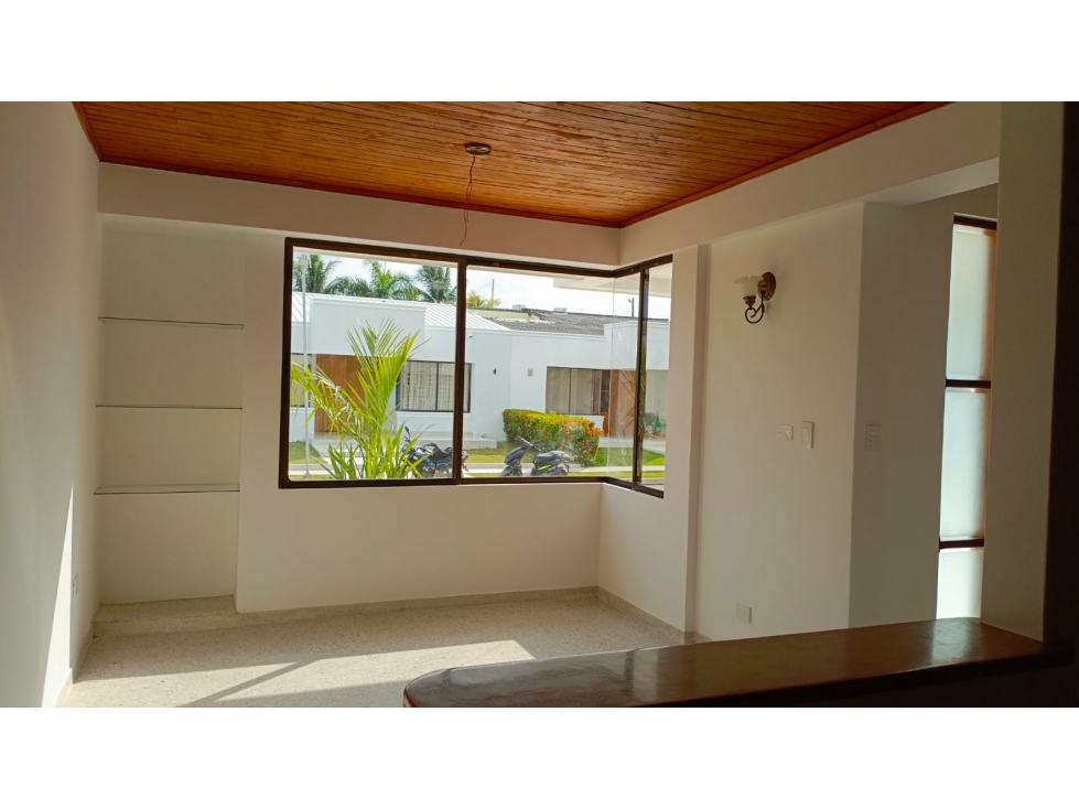 CASA EN ARRIENDO UNIDAD CERRADA CASTELLANA — foto 5