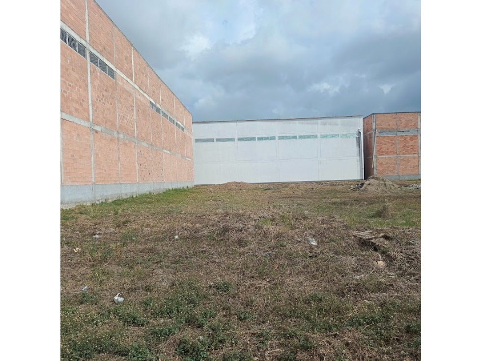 LOTE EN BODEGAS - CENTRO EMPRESARIAL SAN JERONIMO MONTERIA — foto 3