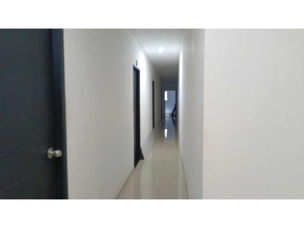 VENDE O PERMUTA HOTEL CON LOCALES Y APARTAMENTO CENTRO MONTERÍA - 2