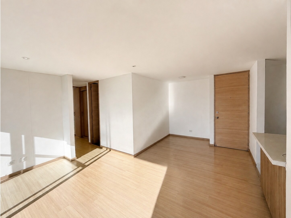 Apartamento en arriendo en Loma del Esmeraldal, Envigado - 79M2 — foto 5