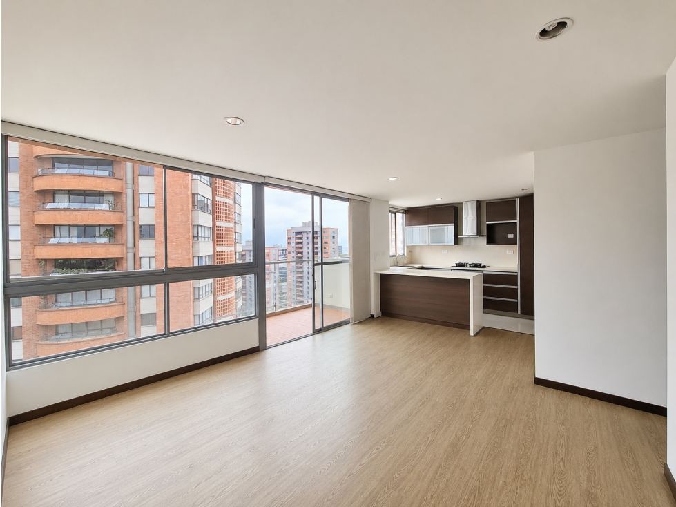 ARRIENDO APARTAMENTO EN EL POBLADO, SECTOR LOS BALSOS (ARVORE)