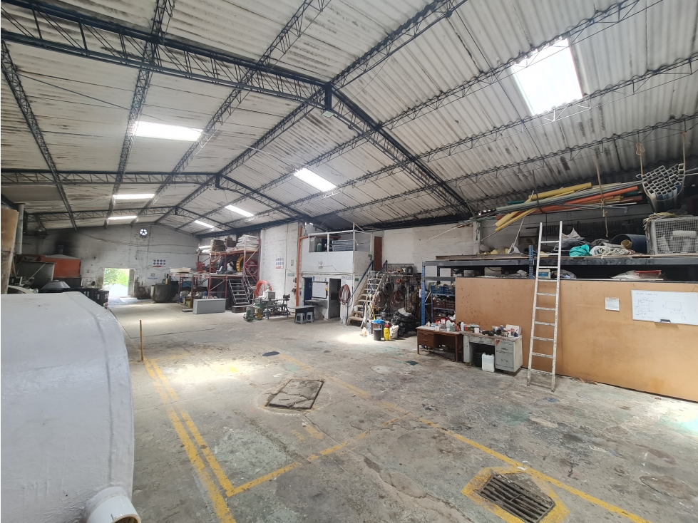 VENTA DE BODEGA EN BELLO, SECTOR FONTIDUEñO - 5