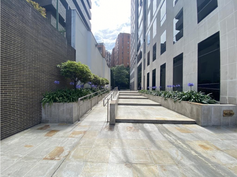 Arriendo Oficina en El Nogal Bogota