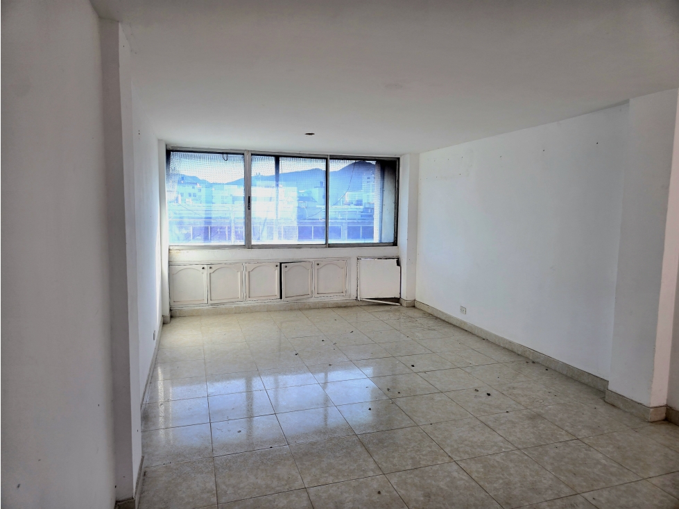 Arriendo oficina amplia- Ceballos - 2