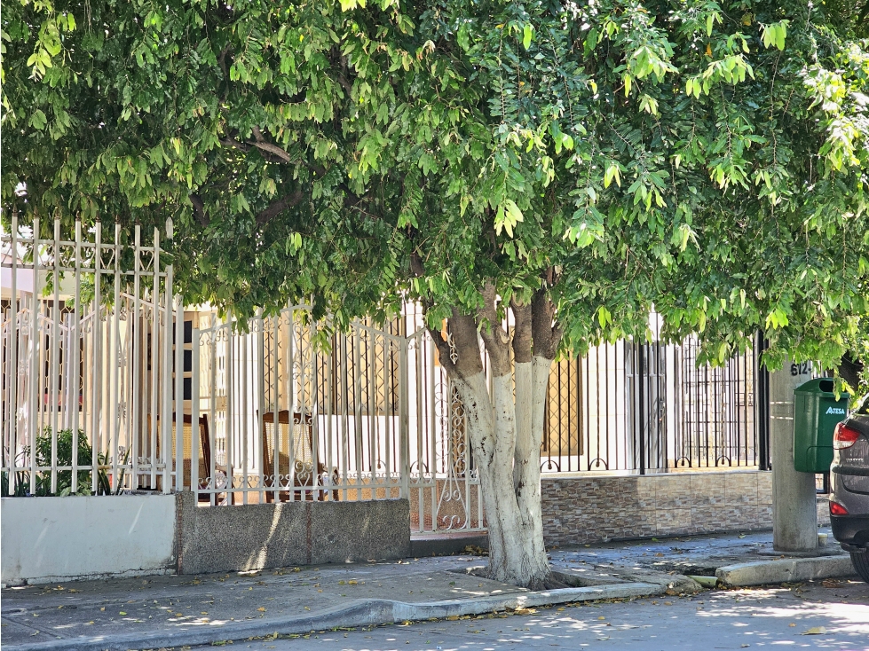 Casa de oportunidad excelente ubicación polideportivo santa marta — foto 2