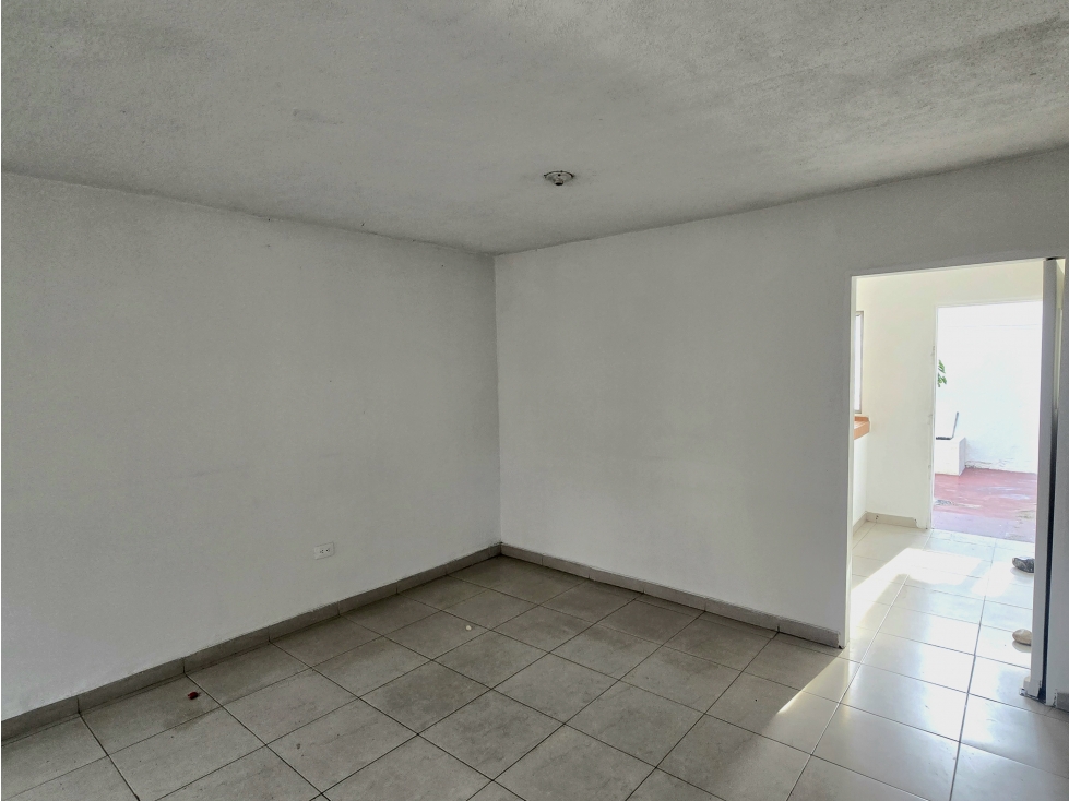 Venta Casa Amplia 3 alcobas - Sector Mamatoco — foto 3