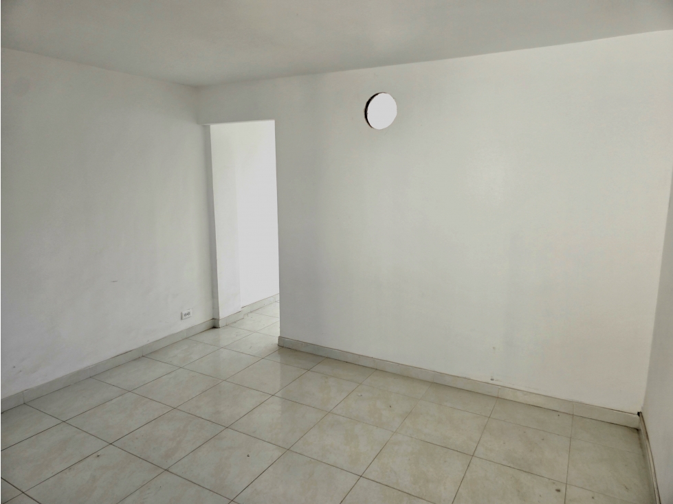 Arriendo oficina amplia- Ceballos - 3