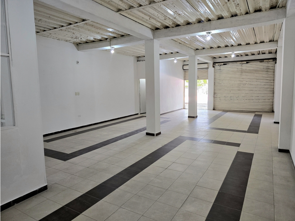 Local en Arriendo 82 mts Sector Aeromar — foto 4