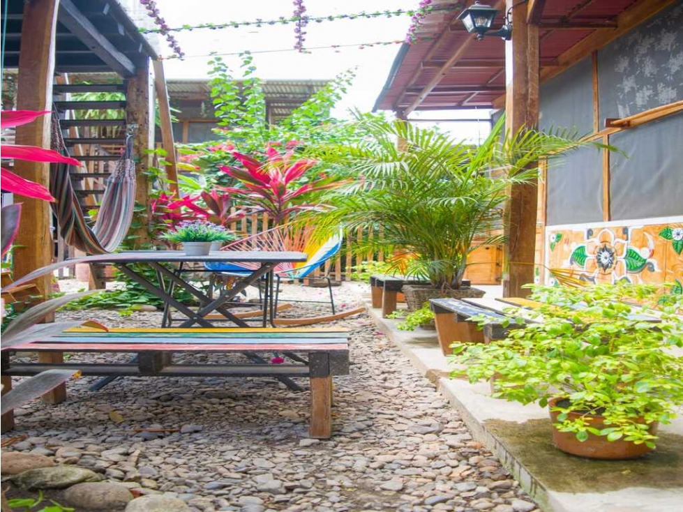 Hostal en venta cerca de palomino, excelente inversión - 1
