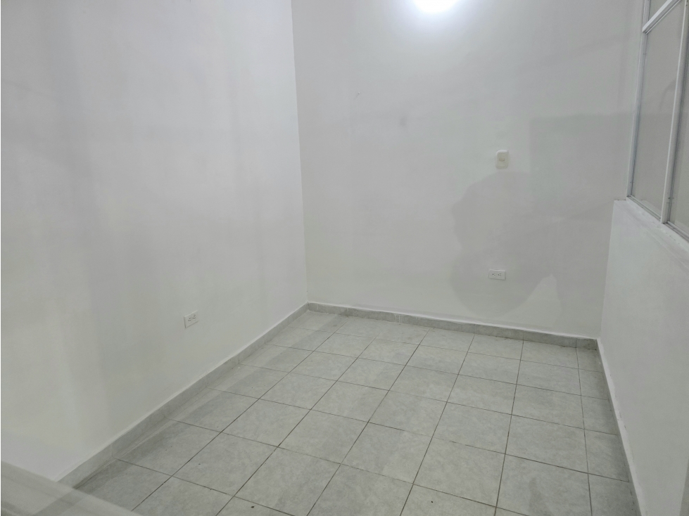 Local en Arriendo 82 mts Sector Aeromar — foto 6