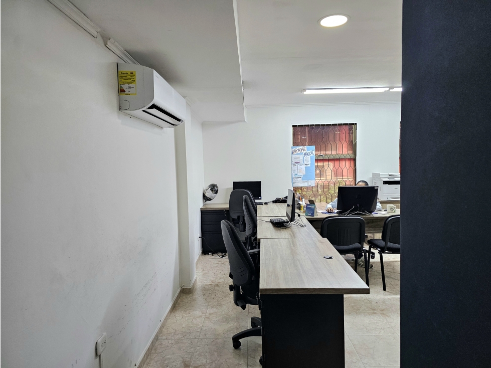 Arriendo oficina amplia- centro historico - 5