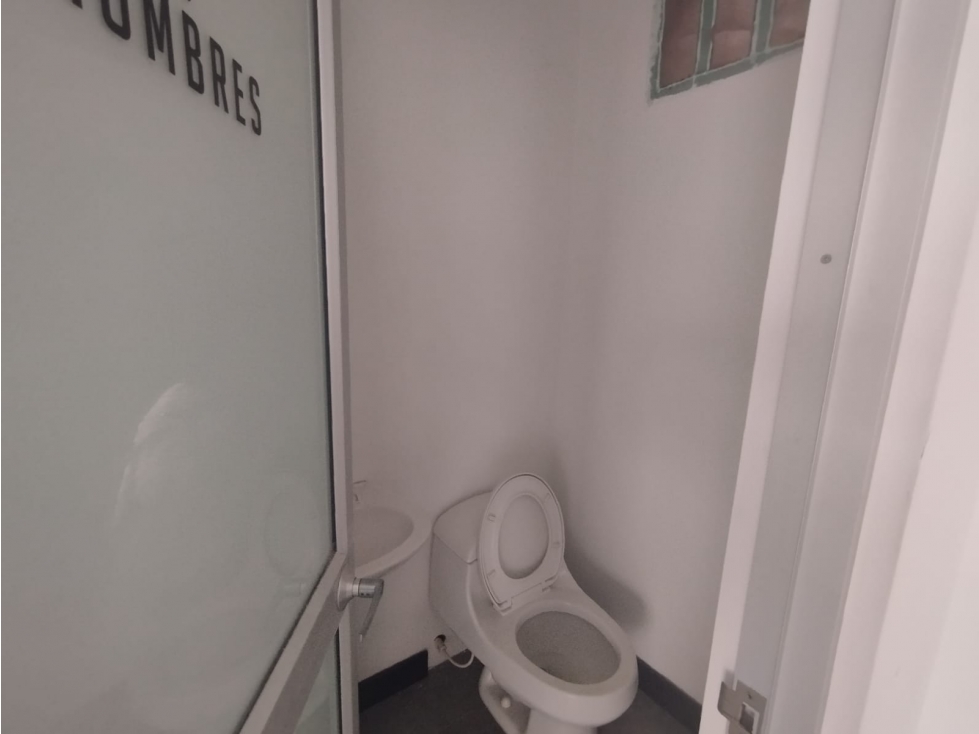 BOCAGRANDE, OFICINA EN ARRIENDO - CARTAGENA — foto 3