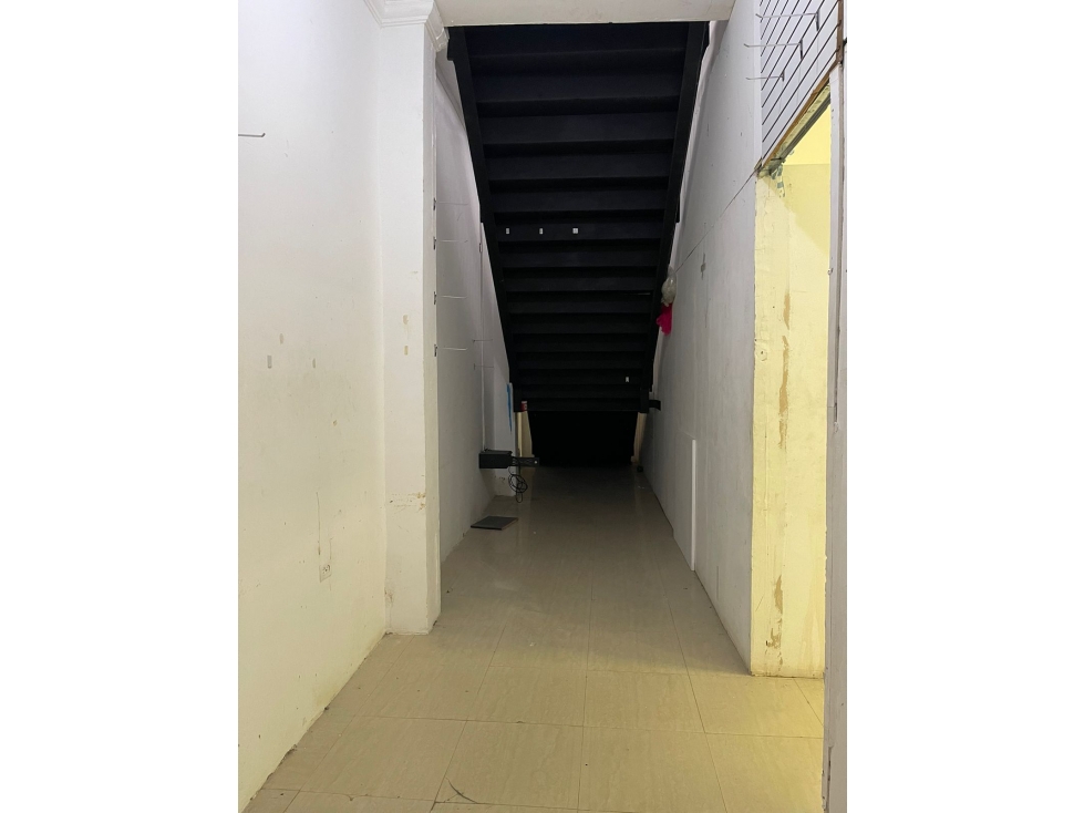 BAZURTO CARTAGENA DE INDIAS BODEGA — foto 6
