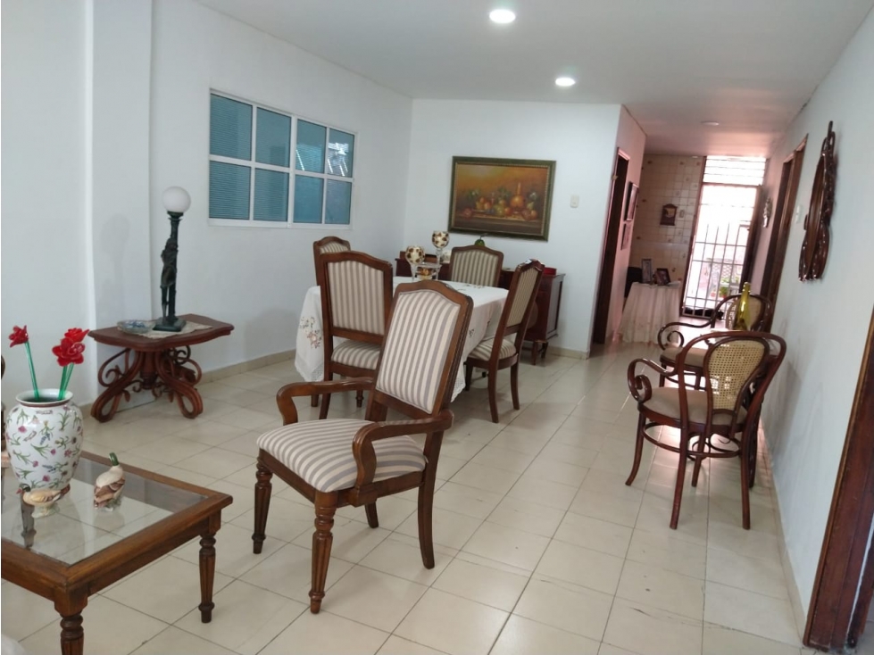 CASA EN VENTA - CARTAGENA BOSQUE