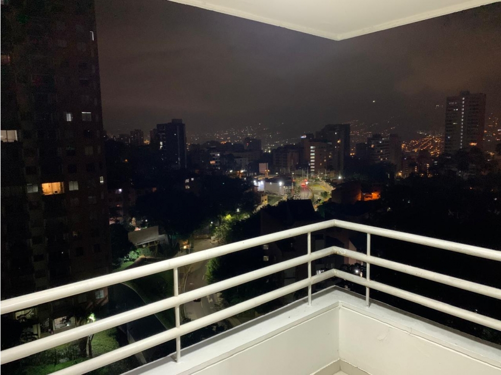 rento apartamento amoblado en el poblado