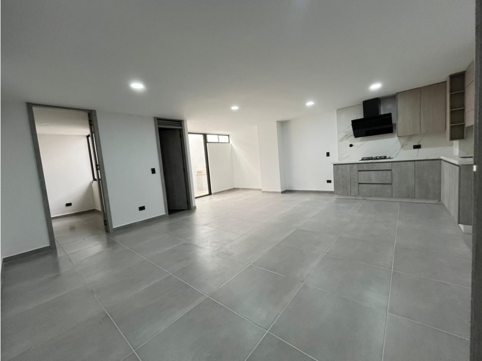 arriendo apartamento en laureles — foto 2