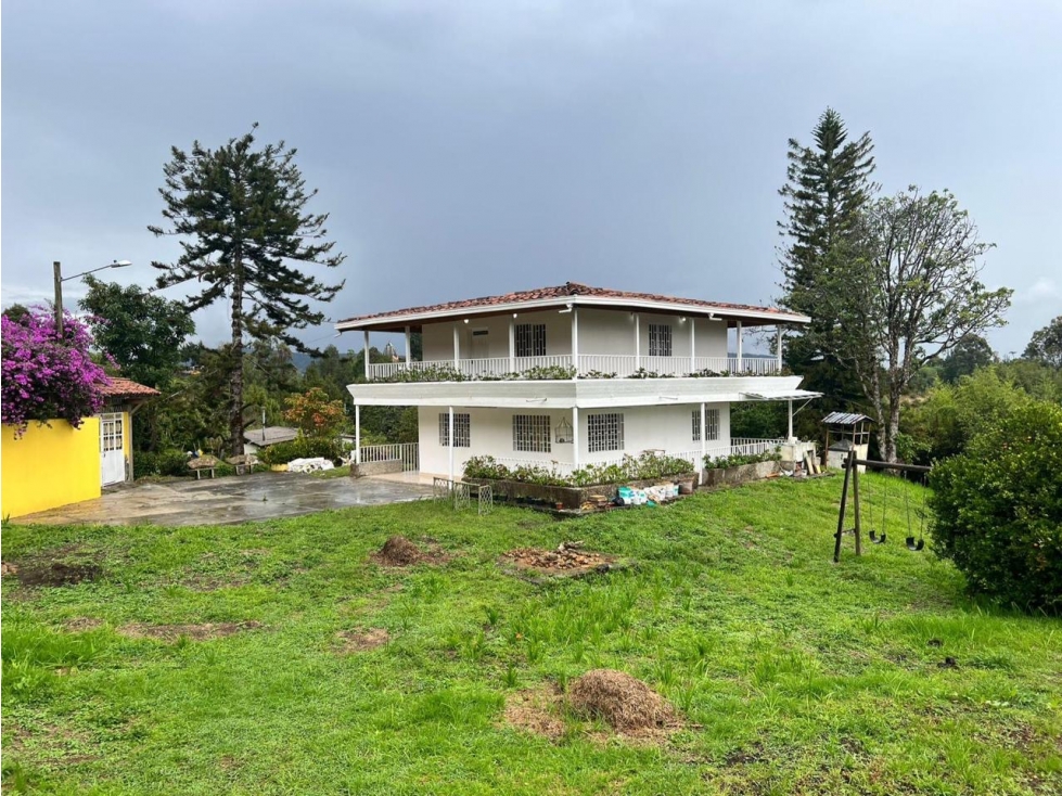Venta de finca en Guarne Vereda Canoas