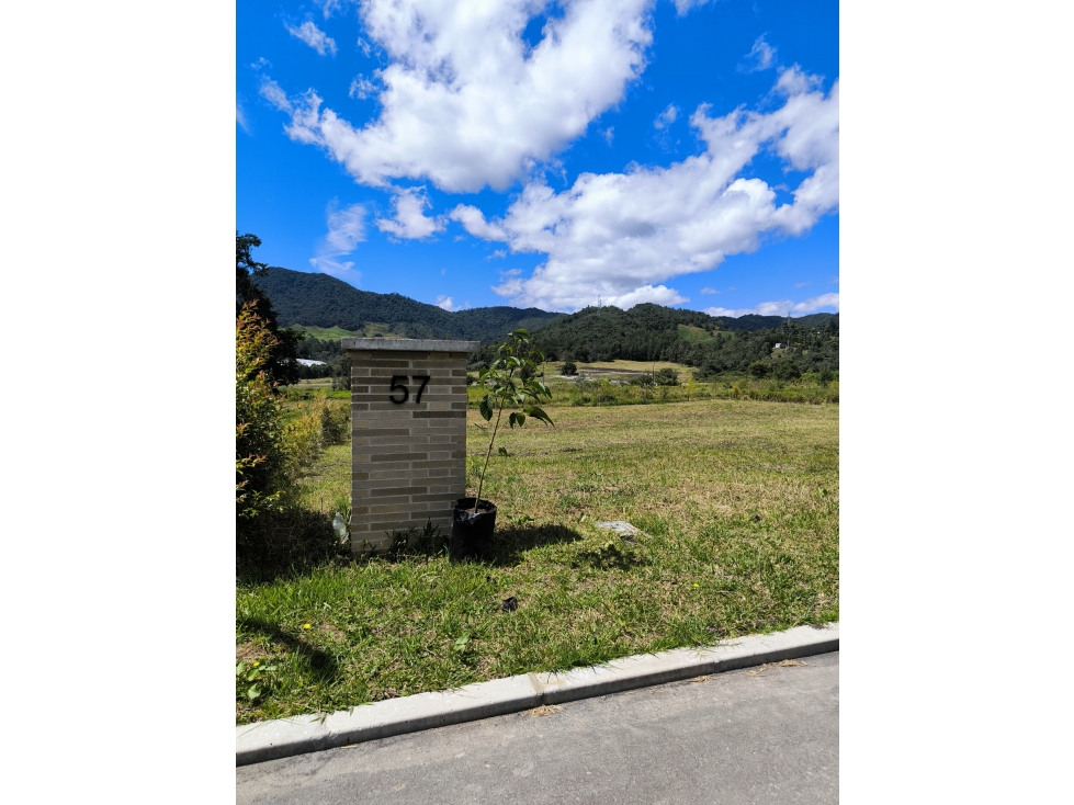 Venta de Lote en La Ceja - 2