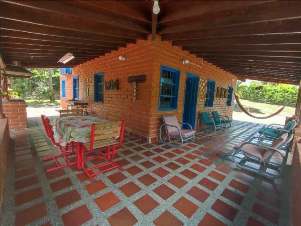 Venta de finca en Copacabana - 5