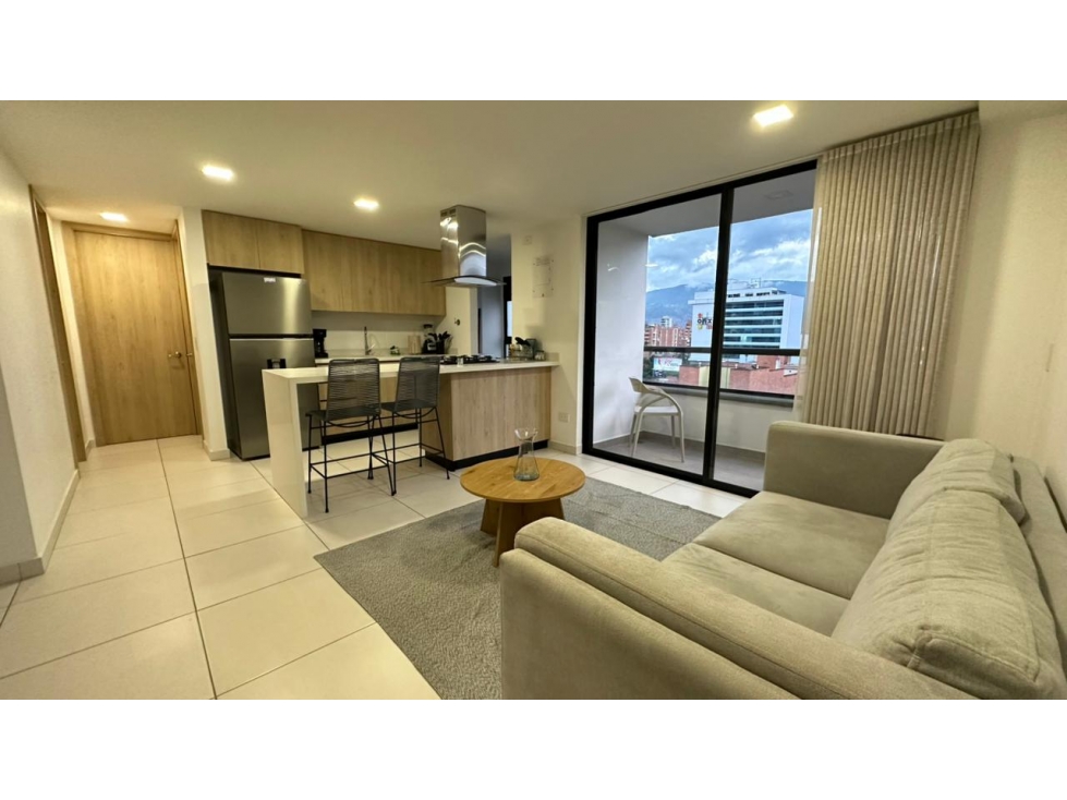 rento apartamento amoblado en laureles