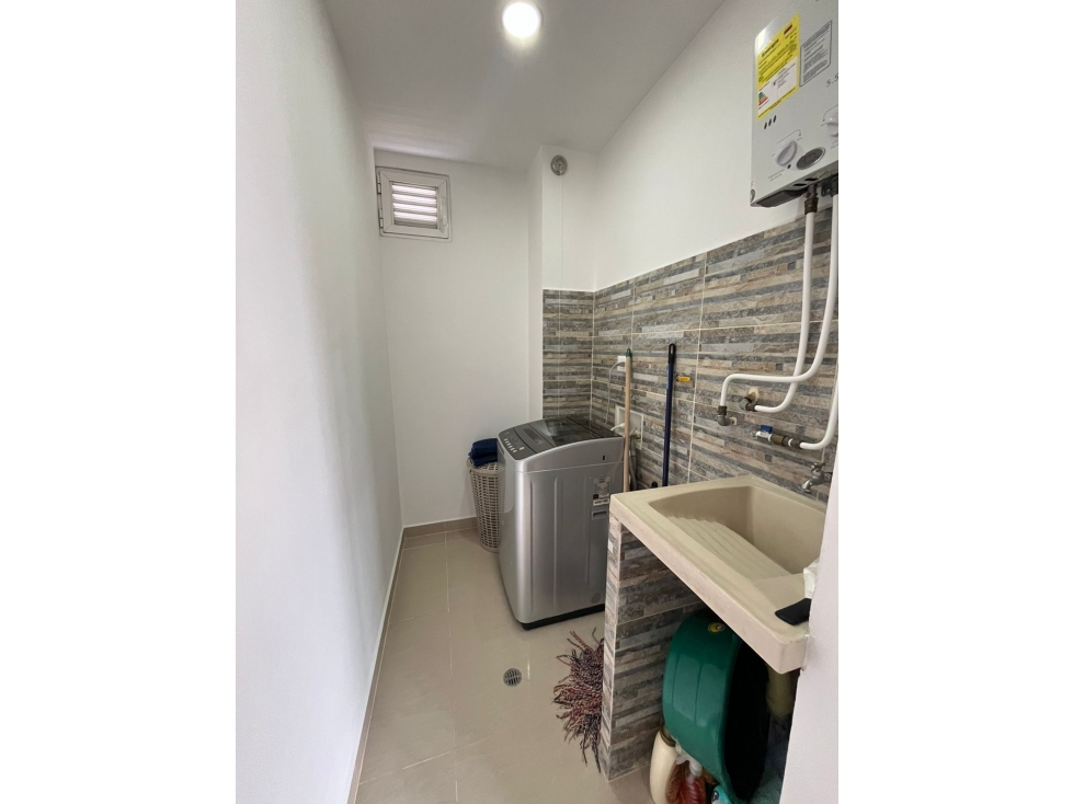 rento apartamento duplex amoblado en el velodromo — foto 6