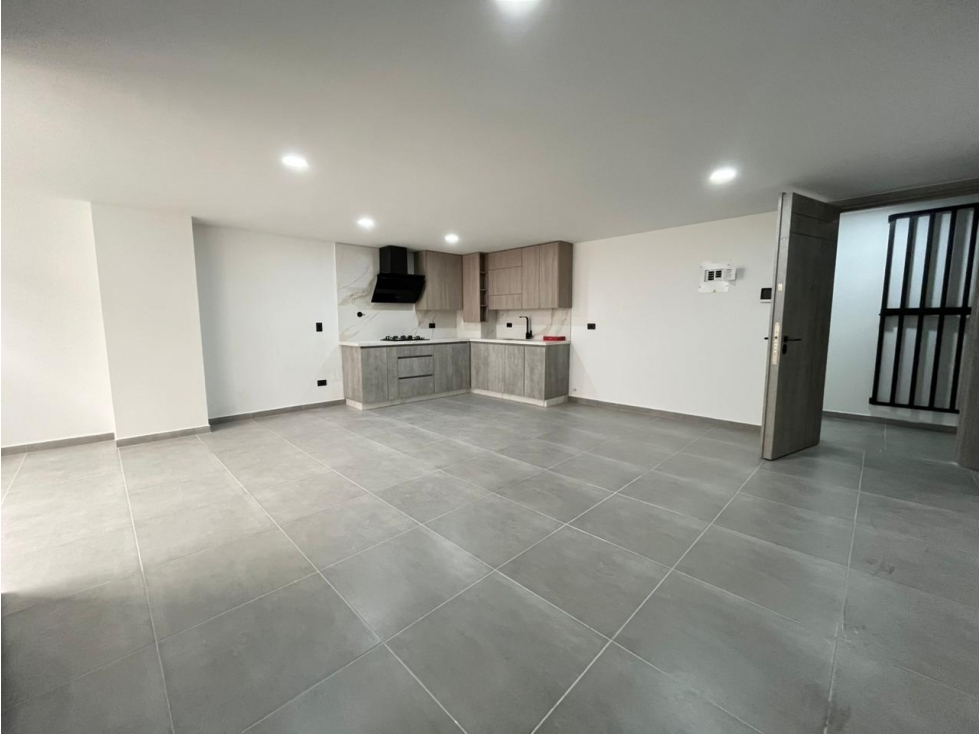 arriendo apartamento en laureles — foto 3
