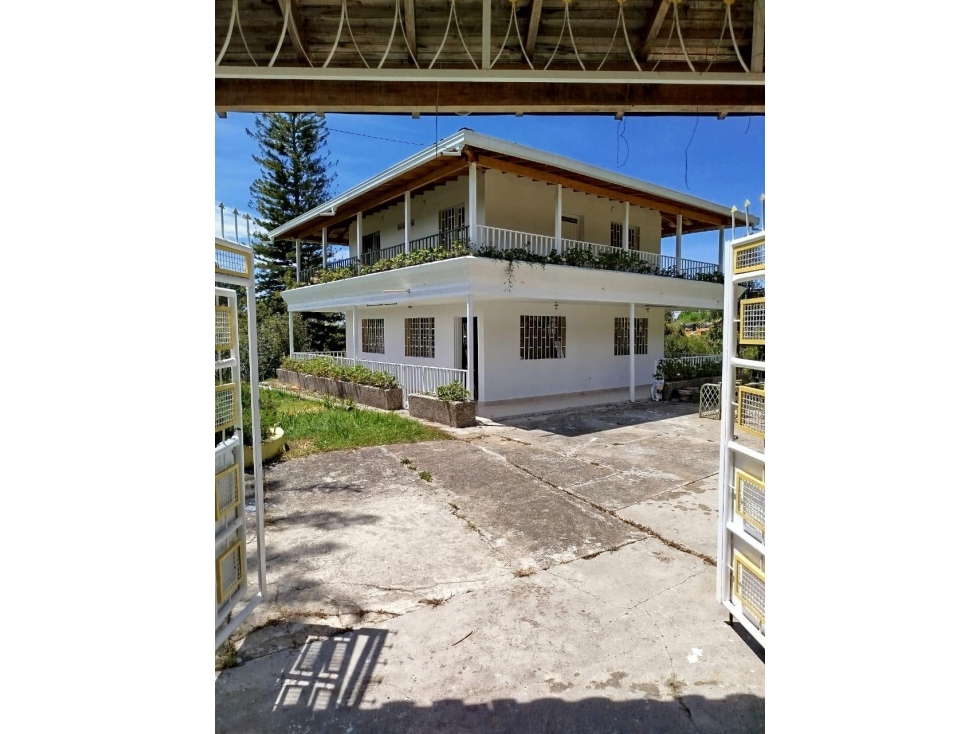 Venta de finca en Guarne Vereda Canoas — foto 2