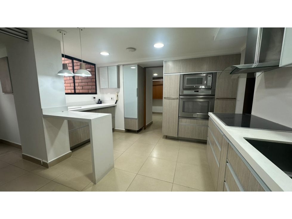 Venta de apartamento en el Poblado arriba de Vizcaya — foto 4