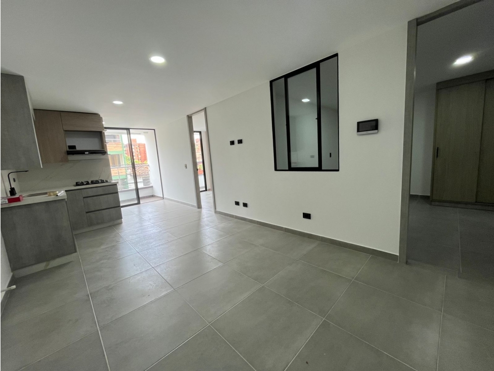 arriendo apartamento en laureles — foto 3
