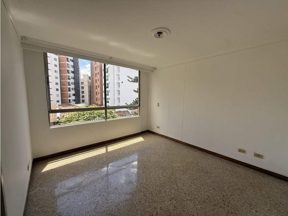 Venta de apartamento en laureles — foto 3