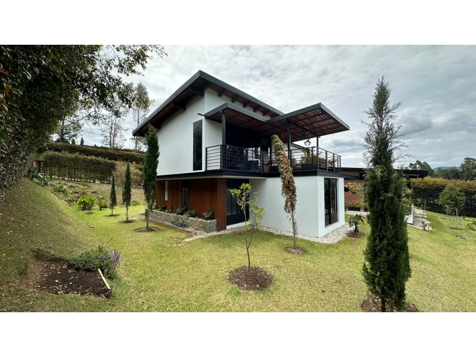 venta de casa de lujo en alto del escobero envigado — foto 4