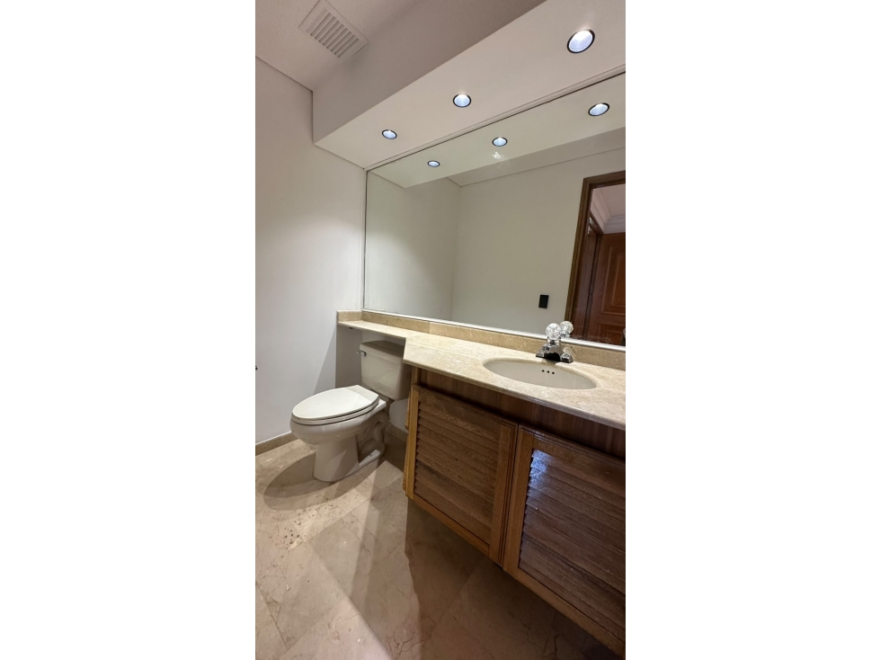 Arriendo apartamento en el Poblado, los Blasos — foto 3