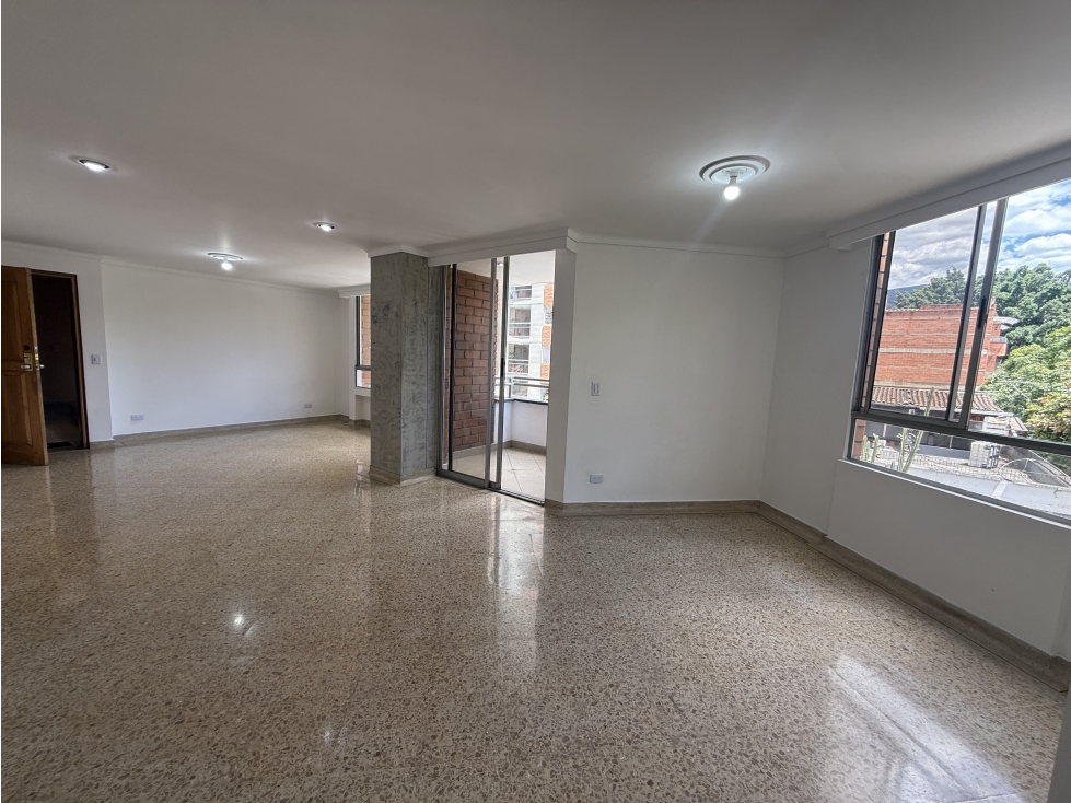 Venta de apartamento en laureles — foto 4
