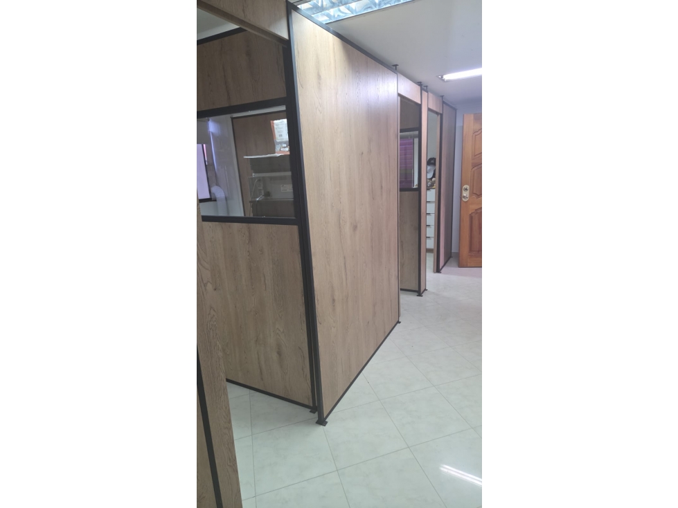 venta de oficina en el centro de Medellín la alpujarra