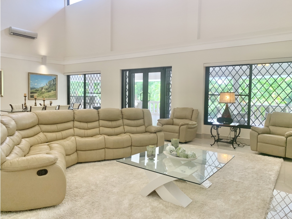 Alquiler casa amoblada en Club de Golf de Coronado Luxury Club