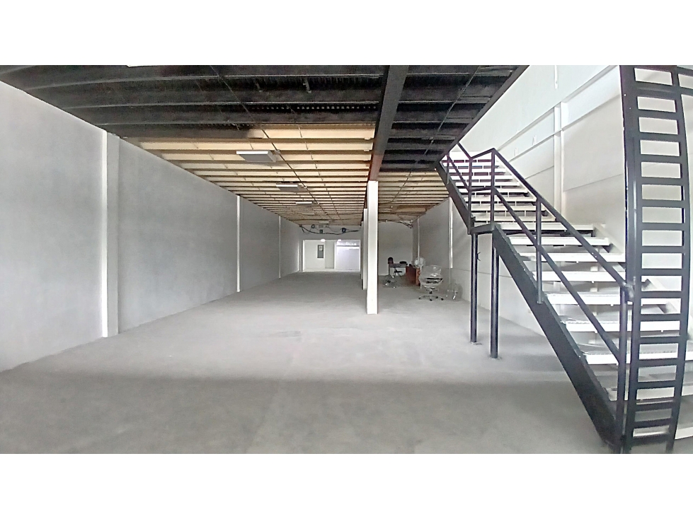Alquiler locales en Plaza Conquistador, Avenida Domingo Diaz — foto 5