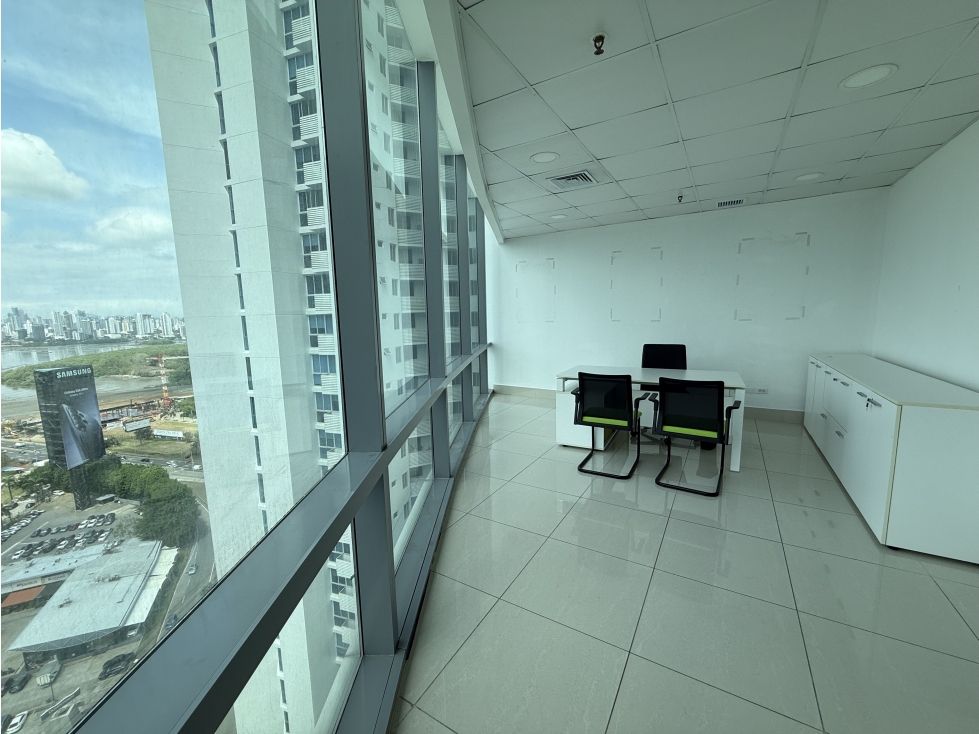 Alquiler oficina amoblada en Financial Park en Costa del Este — foto 3