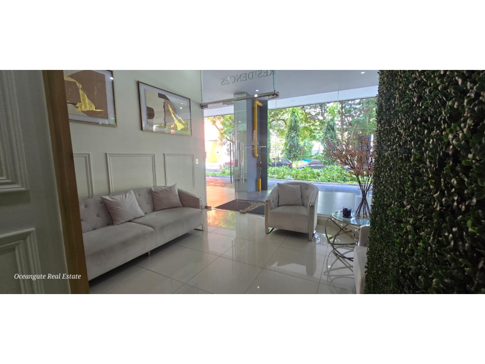 Venta de apartamento en Obarrio Totalmente Remodelado — foto 2