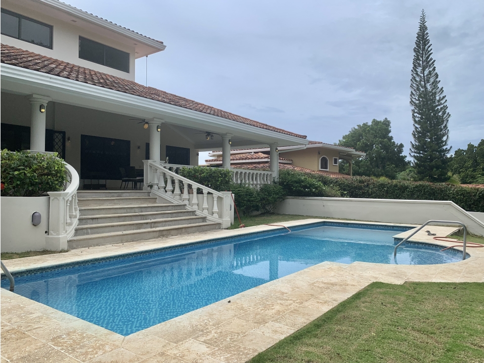 Venta casa amoblada, Club de Golf de Coronado Luxury Club