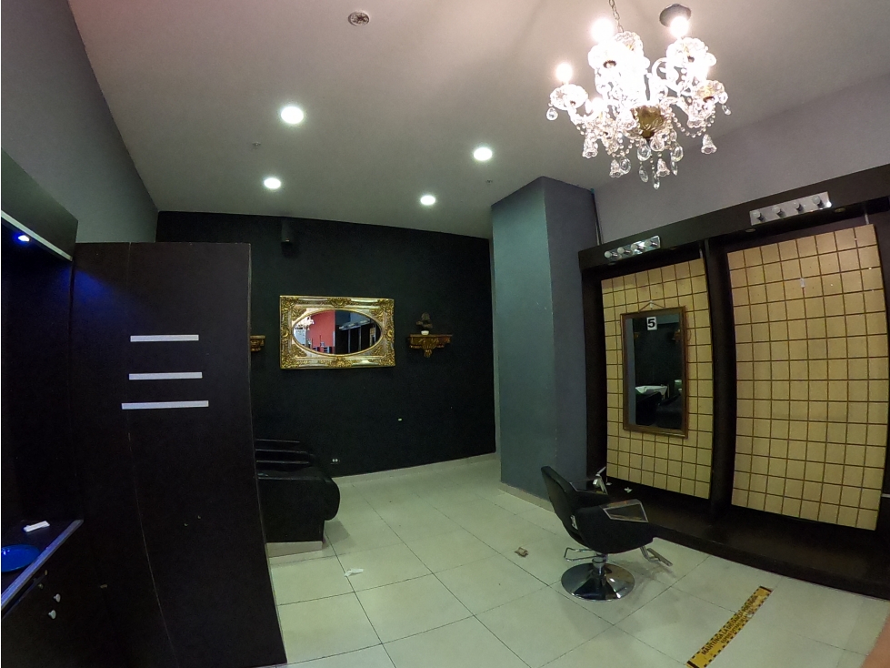 vendo local comercial en centro comercial Los Andes - 3