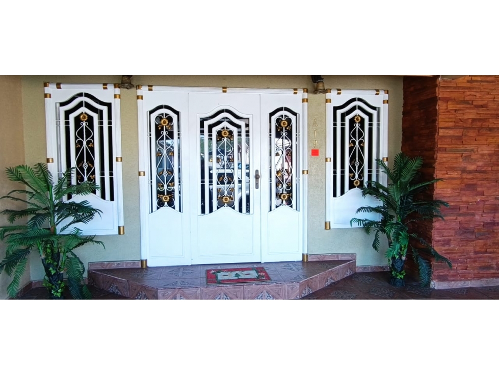 Venta de casa en Colon - 2