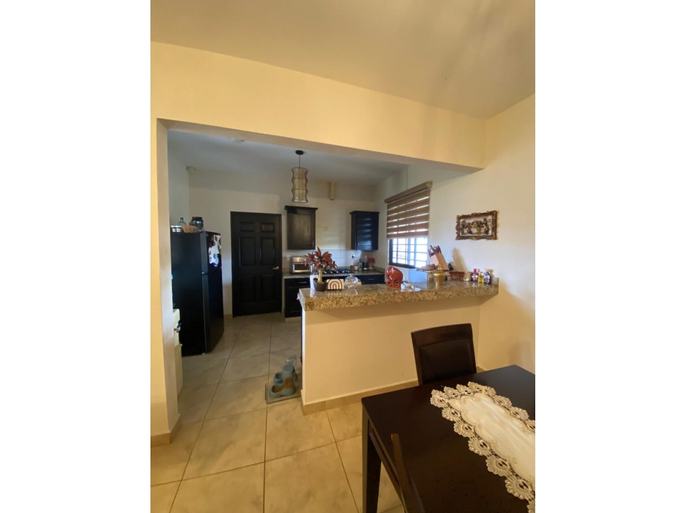 Venta de Casa en Residencial Las Colinas, San Carlitos,David Chiriquí - 4